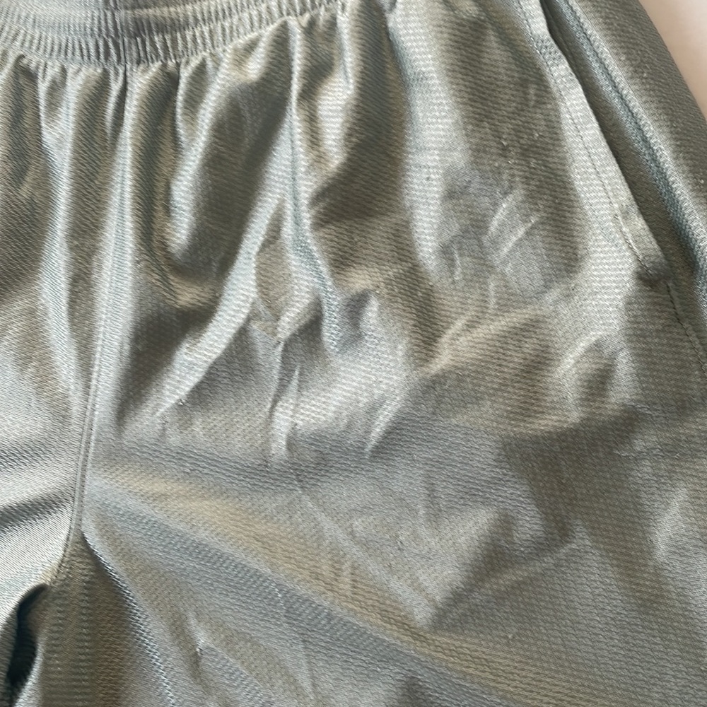 Nike Basketball Shorts Size XXL - Picture 2 of 3